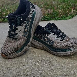 Hoka Challenger ATR